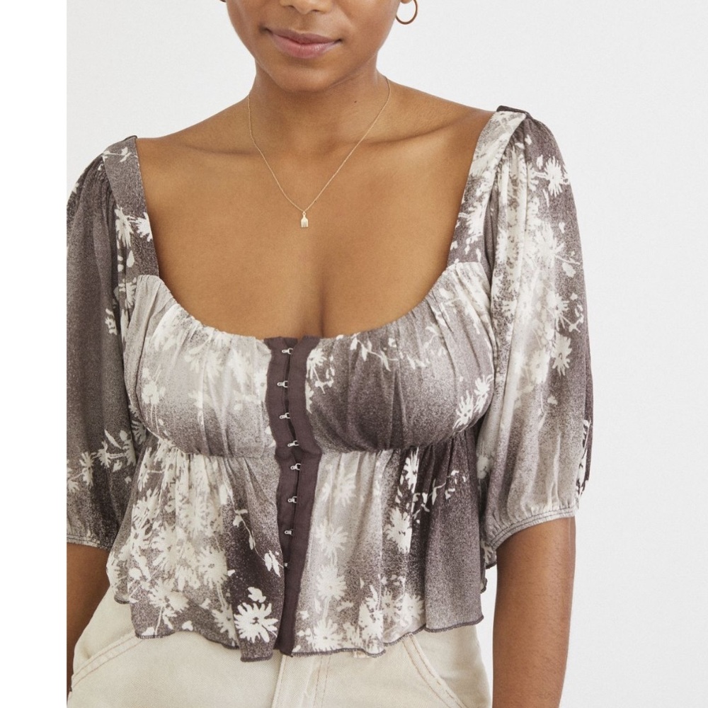 NWT UO Bohemian Floral Babydoll Peplum Top